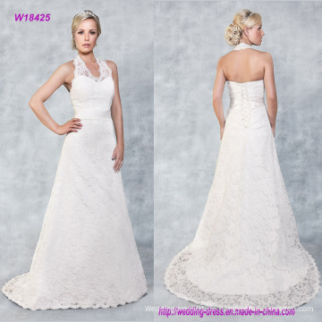 Mit einem Neckholder und Spitze Overlaying das ganze Hochzeitskleid mit sexy Backless Style